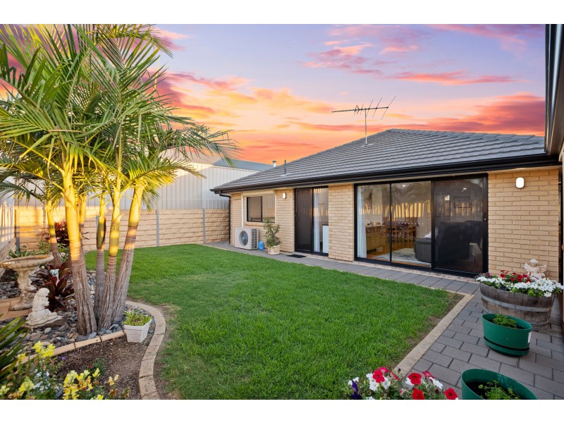 9 Hawksnest Avenue, Seaford Rise SA 5169