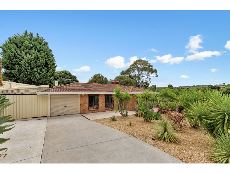 1 Regents Close, Hackham SA 5163