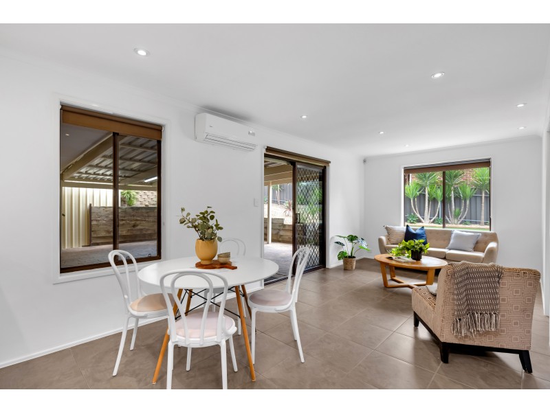 1 Regents Close, Hackham SA 5163