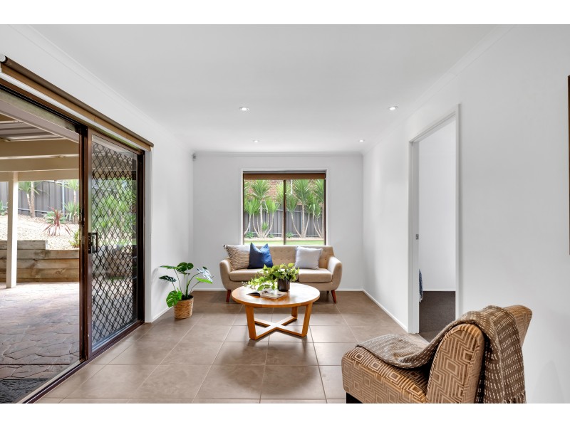 1 Regents Close, Hackham SA 5163
