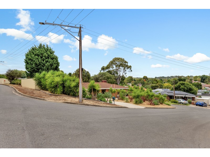 1 Regents Close, Hackham SA 5163