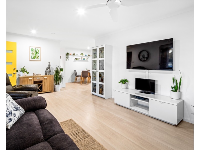 27 Hamilton Road, Aldinga Beach SA 5173