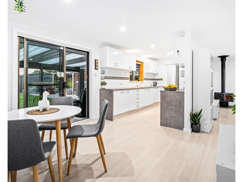 27 Hamilton Road, Aldinga Beach SA 5173