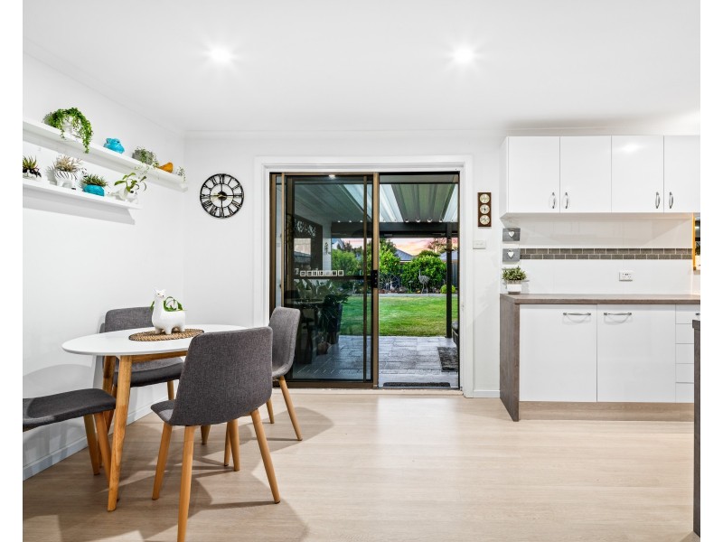 27 Hamilton Road, Aldinga Beach SA 5173