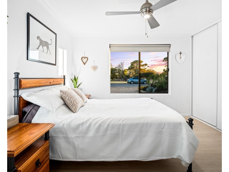 27 Hamilton Road, Aldinga Beach SA 5173