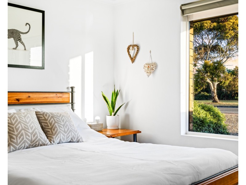 27 Hamilton Road, Aldinga Beach SA 5173