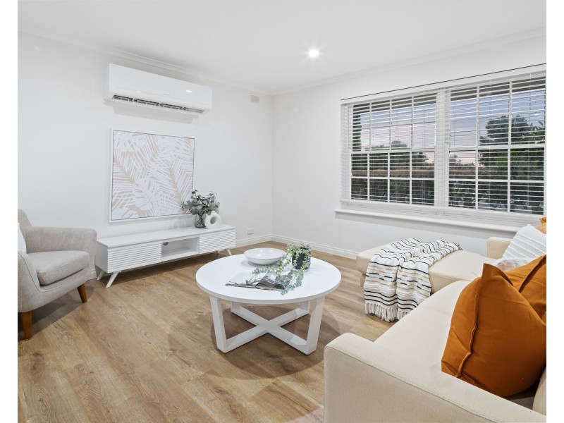 11 Beacon Crescent, Seaford SA 5169