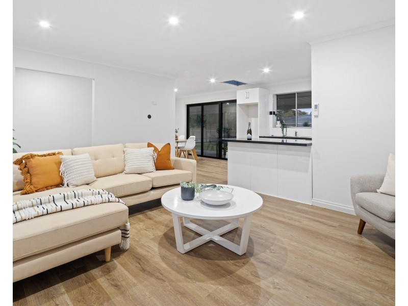 11 Beacon Crescent, Seaford SA 5169