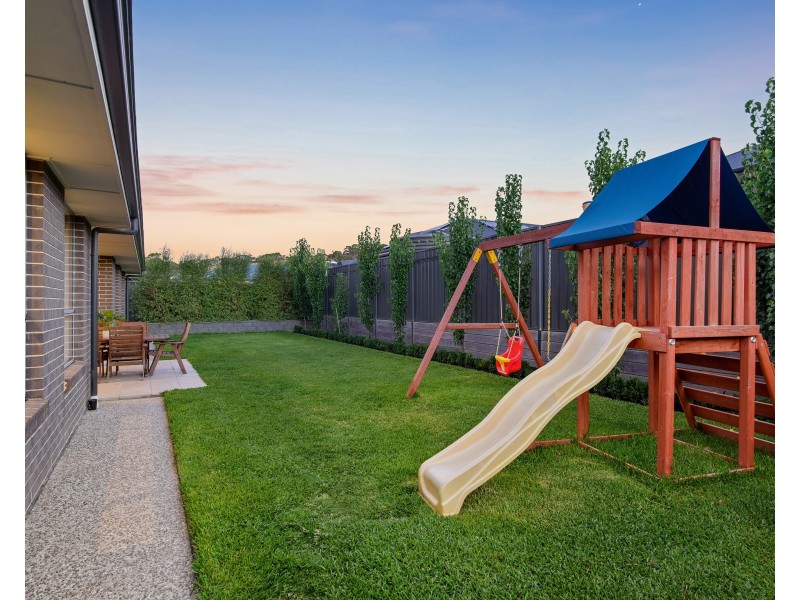 14 Harewood Grove, Meadows SA 5201