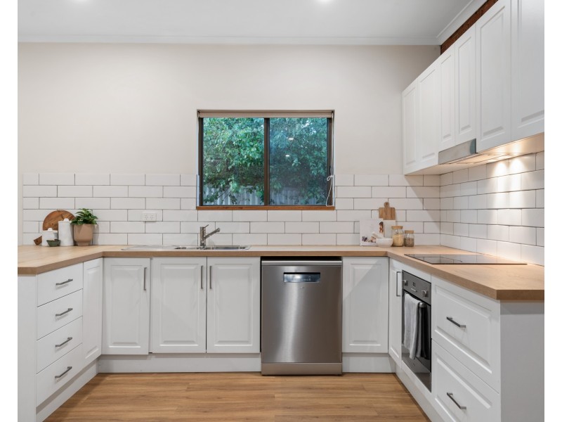 1 Collins Street, Hahndorf SA 5245