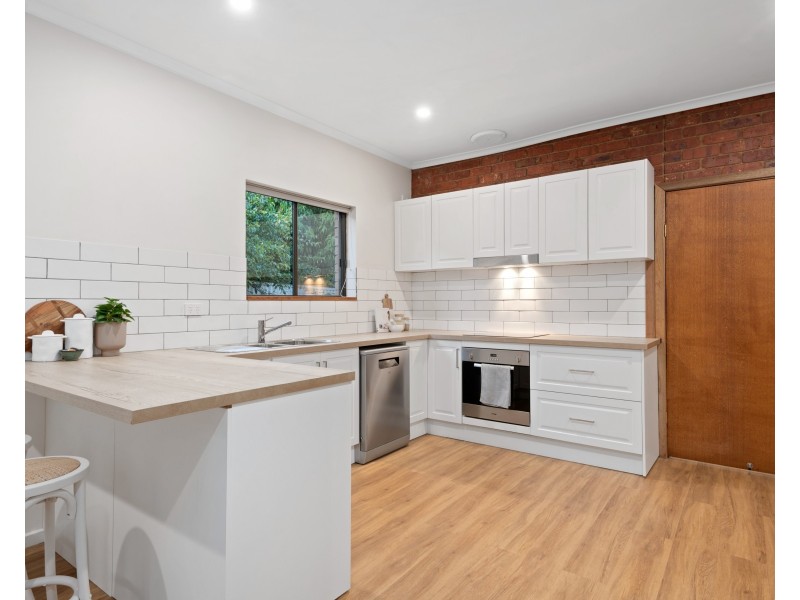 1 Collins Street, Hahndorf SA 5245