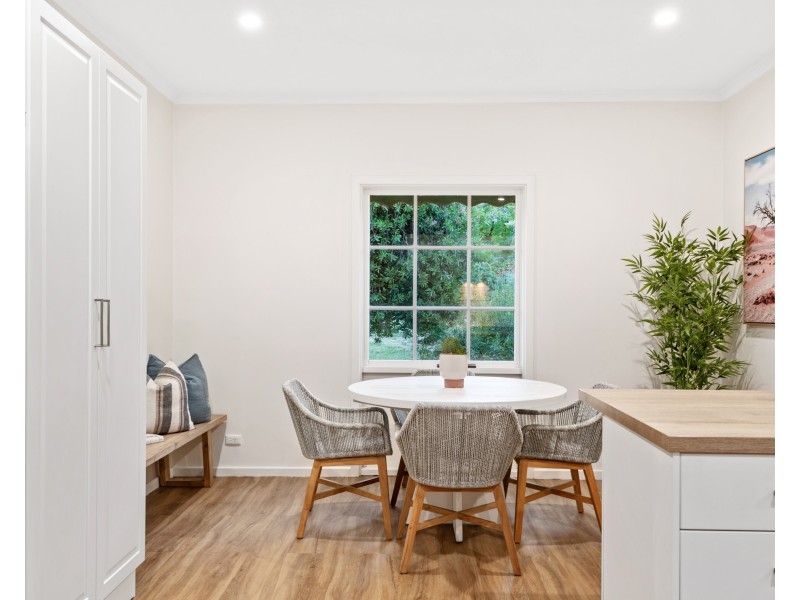 1 Collins Street, Hahndorf SA 5245