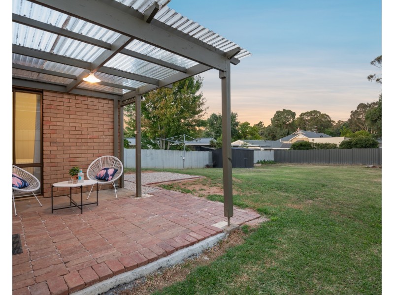 1 Collins Street, Hahndorf SA 5245