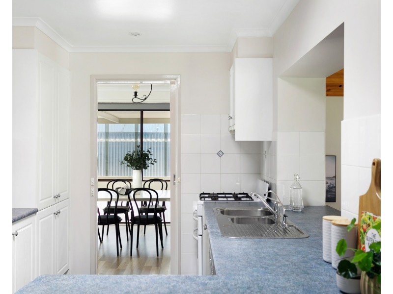 25 Booth Street, Happy Valley SA 5159