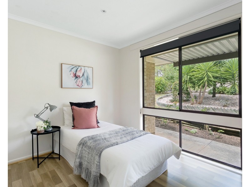 25 Booth Street, Happy Valley SA 5159