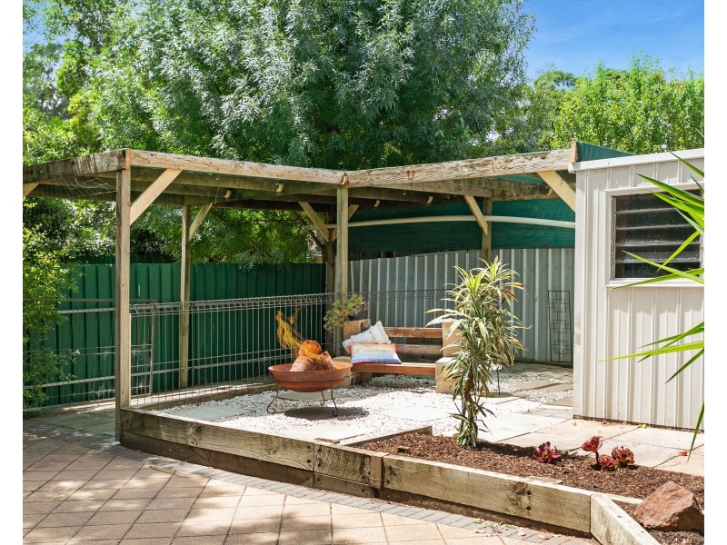 25 Booth Street, Happy Valley SA 5159