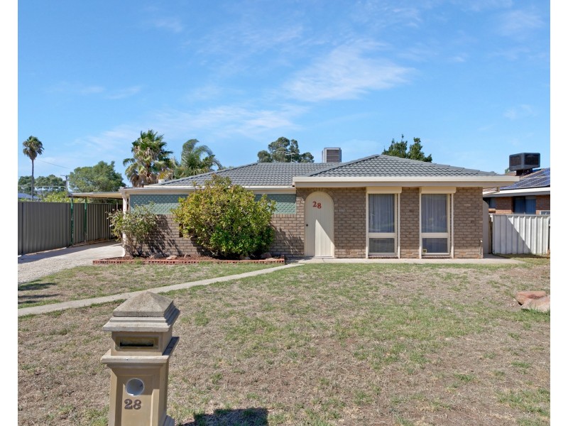 28 Irving Road, Aldinga Beach SA 5173