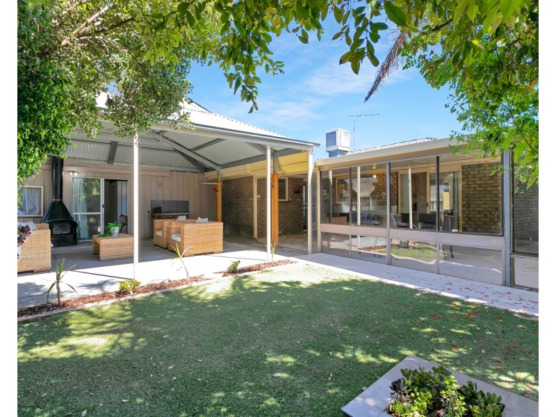 28 Irving Road, Aldinga Beach SA 5173