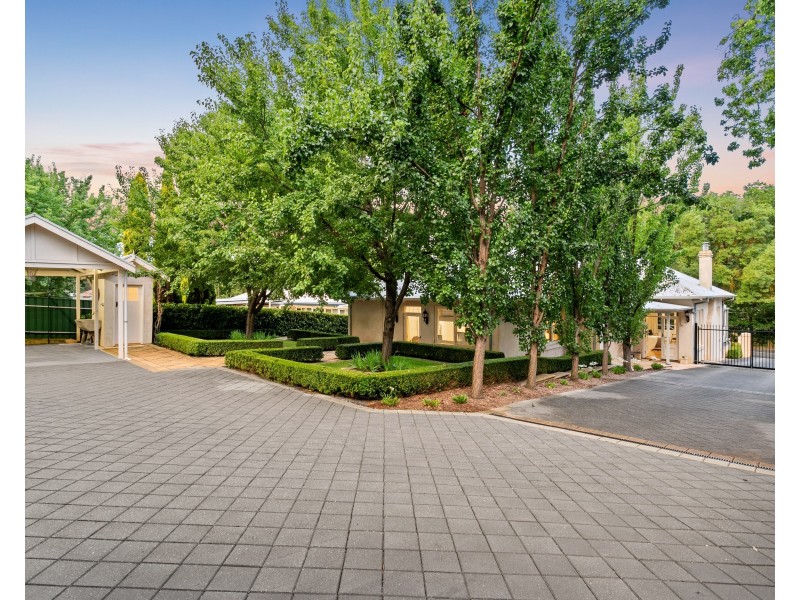 101 Mount Barker Road, Hahndorf SA 5245