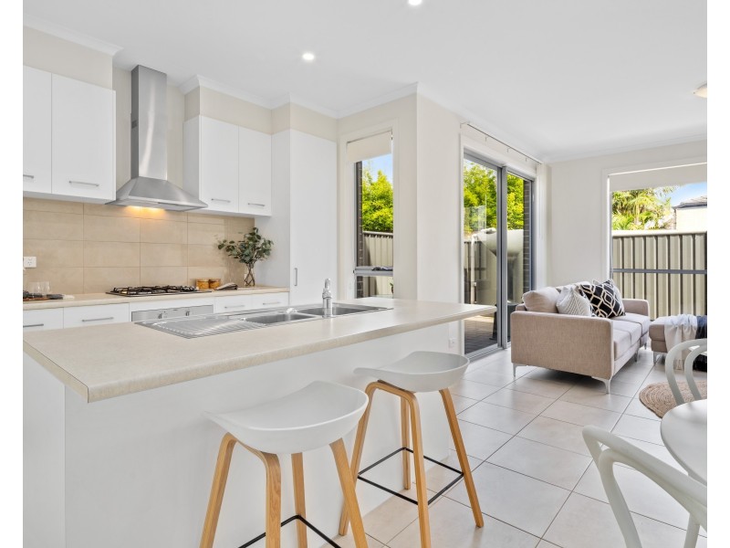 38 Saltash Avenue, Christies Beach SA 5165