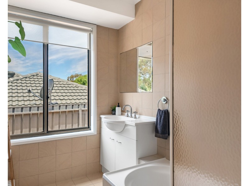 126 Lander Road, Trott Park SA 5158