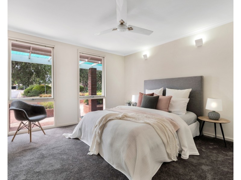 9 Redcraze Street, Aberfoyle Park SA 5159