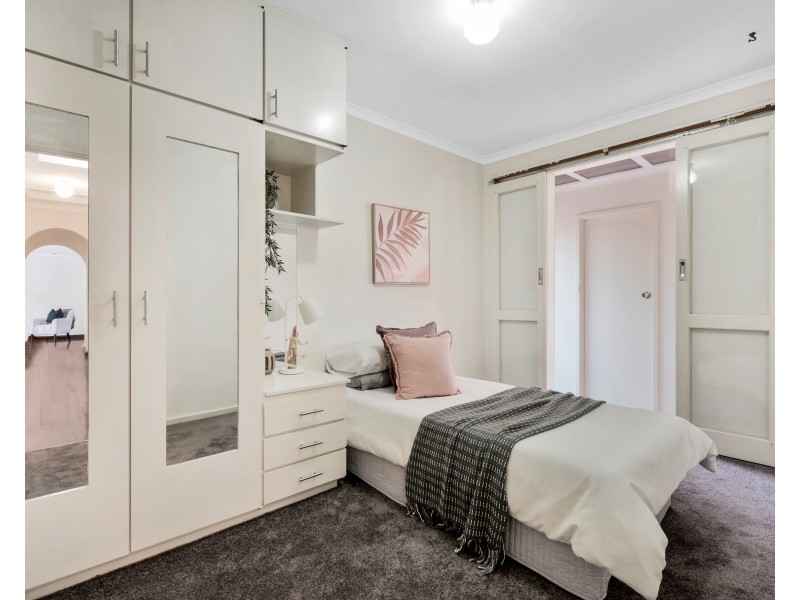 9 Redcraze Street, Aberfoyle Park SA 5159