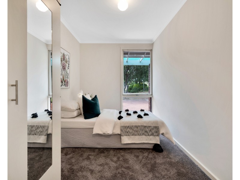 9 Redcraze Street, Aberfoyle Park SA 5159