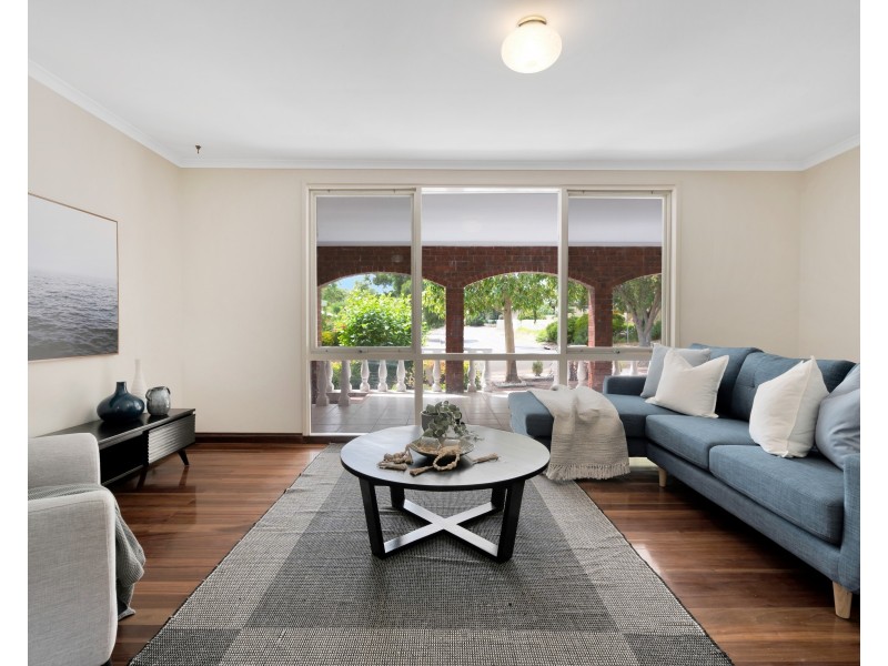 9 Redcraze Street, Aberfoyle Park SA 5159