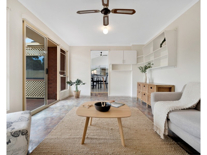 9 Redcraze Street, Aberfoyle Park SA 5159
