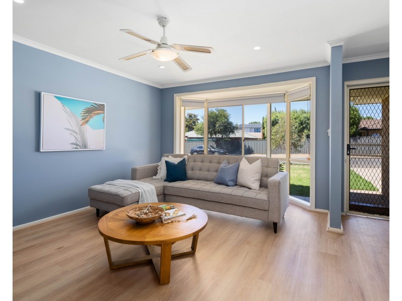 2 Wilga Street, Seacombe Gardens SA 5047