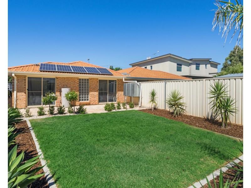 2 Wilga Street, Seacombe Gardens SA 5047