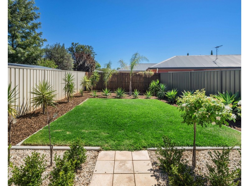 2 Wilga Street, Seacombe Gardens SA 5047