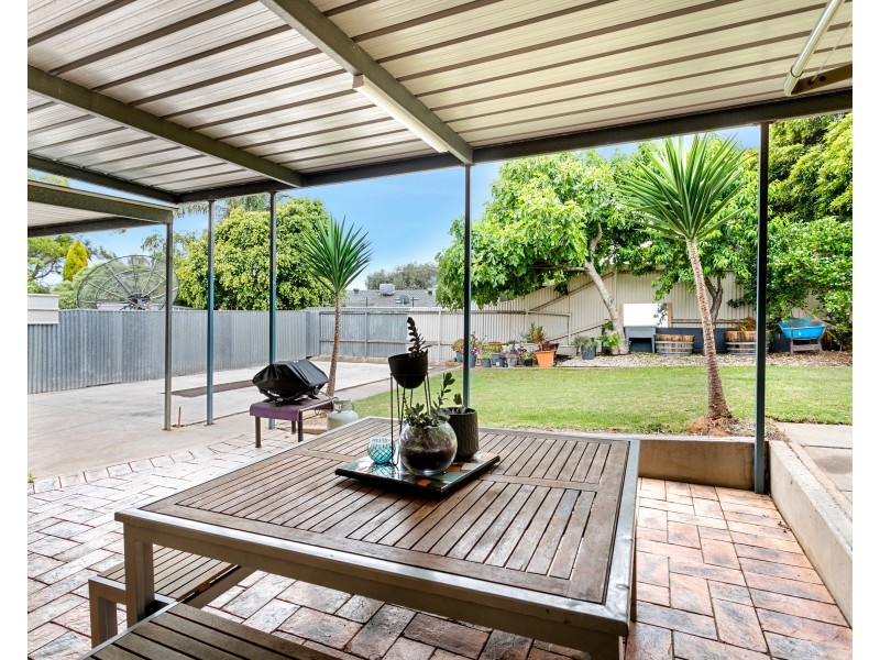 13 Wyoming Way, Happy Valley SA 5159