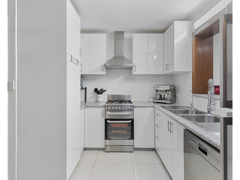 13 Wyoming Way, Happy Valley SA 5159