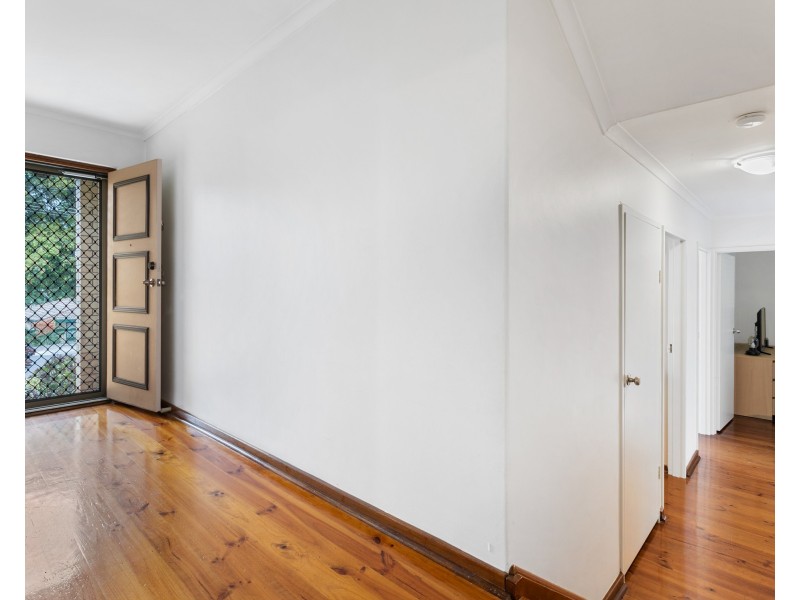 13 Wyoming Way, Happy Valley SA 5159