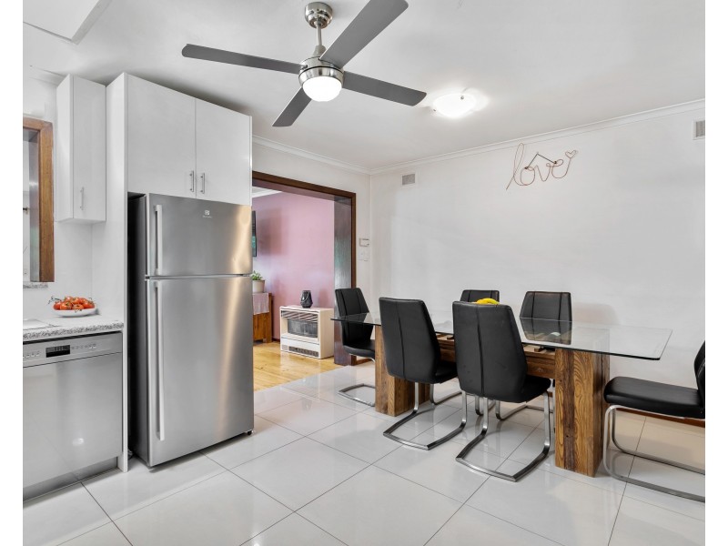 13 Wyoming Way, Happy Valley SA 5159