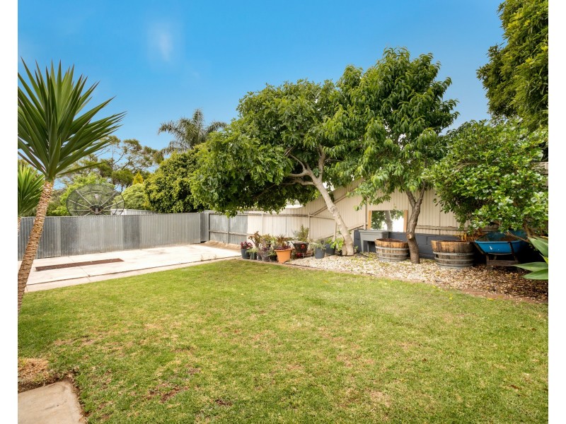 13 Wyoming Way, Happy Valley SA 5159