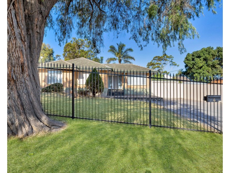 4 Vine Street, Morphett Vale SA 5162