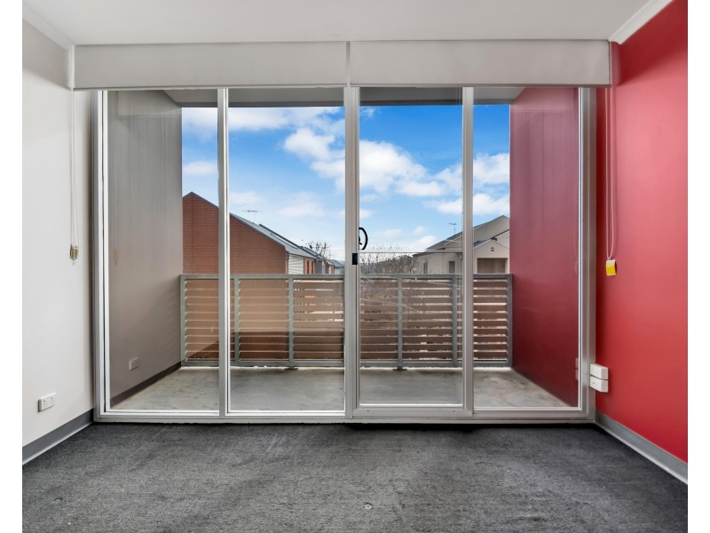 18/13 Yates Street, Mawson Lakes SA 5095