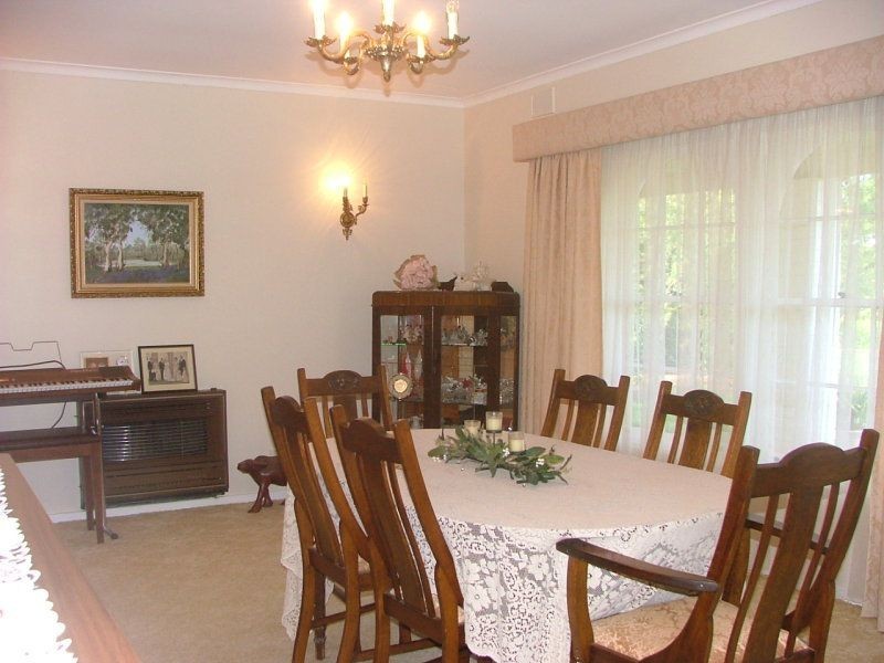 64 Mitchell Ave, Murray Bridge SA 5253