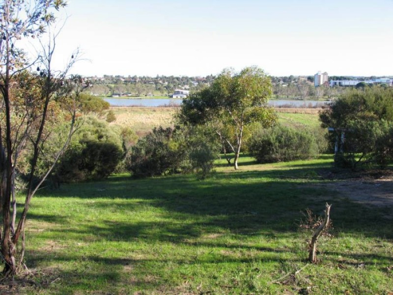 57 Long Flat Road, Murray Bridge SA 5253