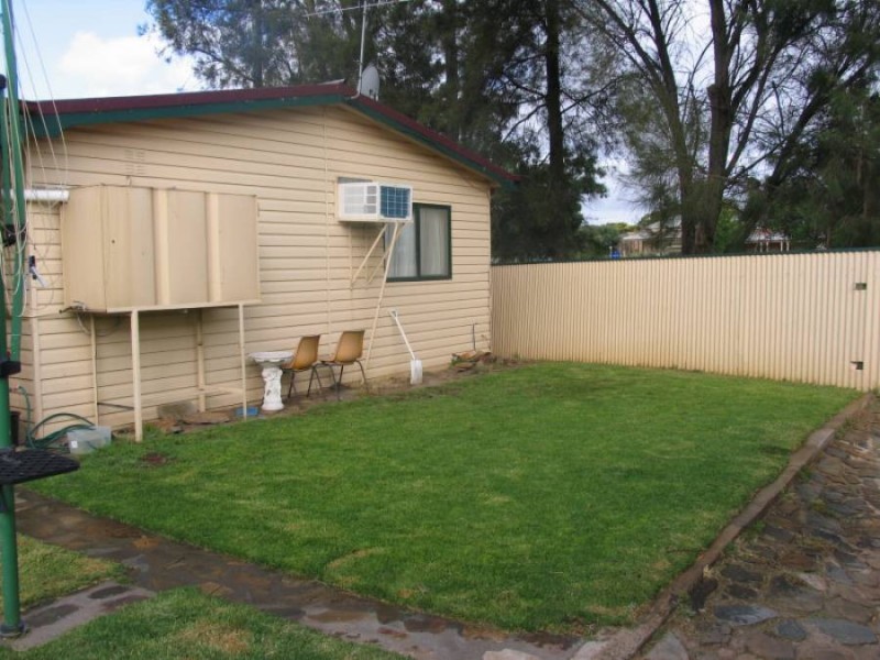 2 Charles Street, Murray Bridge SA 5253