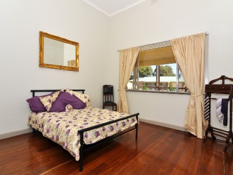 18 Gray Street, Murray Bridge SA 5253