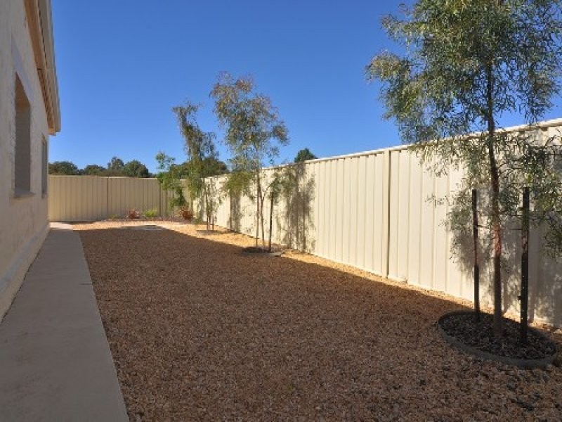 18 Gray Street, Murray Bridge SA 5253