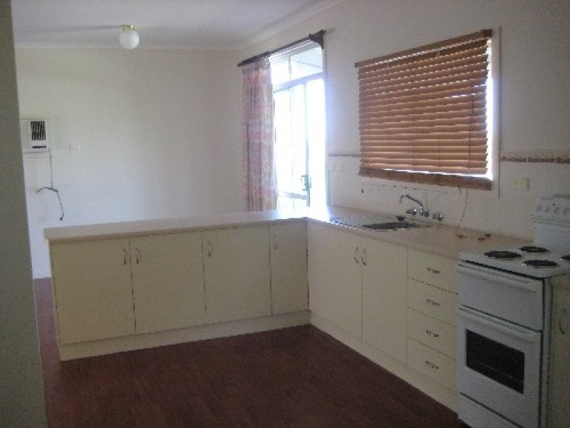 11 Robin Street, Murray Bridge SA 5253