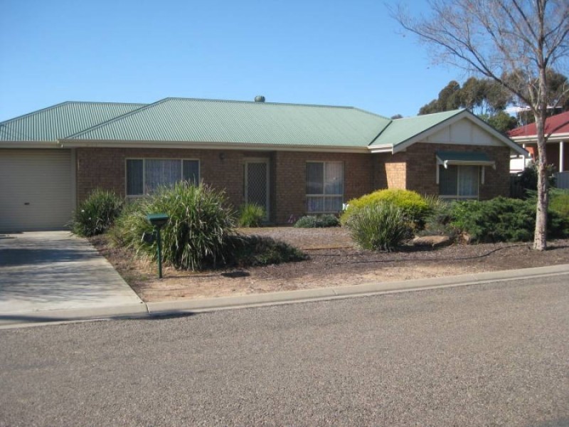 3 Adrian Court, Murray Bridge SA 5253