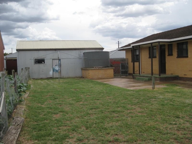 15 Kintore Avenue, Murray Bridge SA 5253
