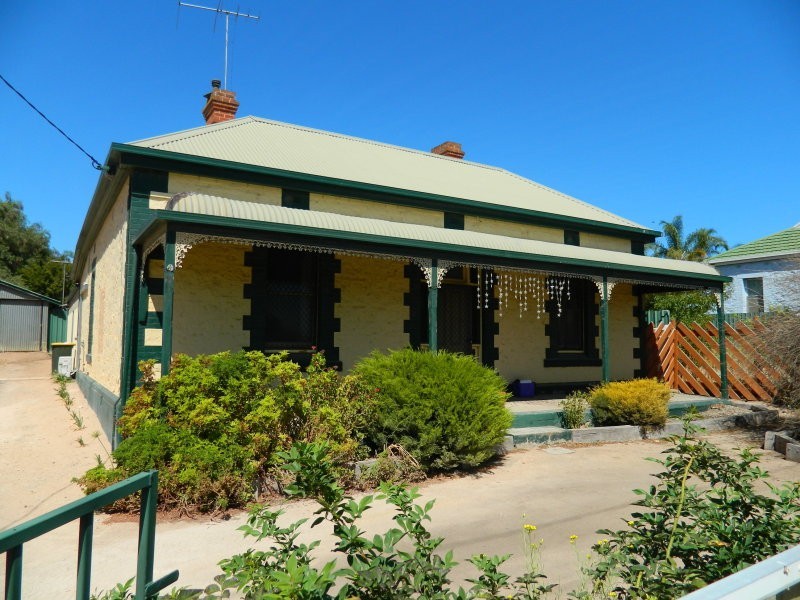 58 Railway Terrace, Murray Bridge SA 5253