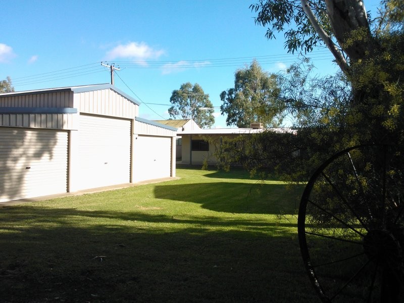 743 East Front Road, Five Miles SA 5238